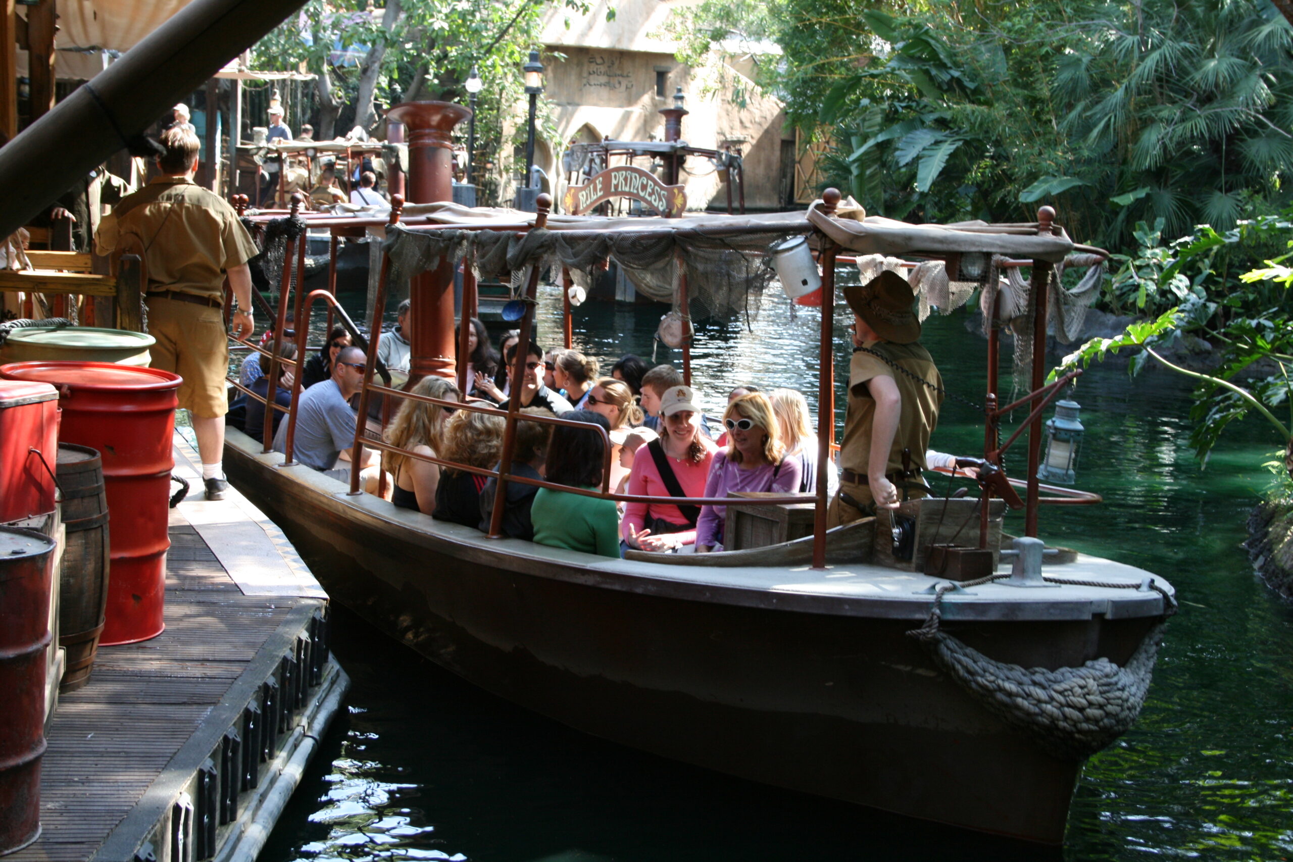 Jungle Cruise travelers return to the dock.