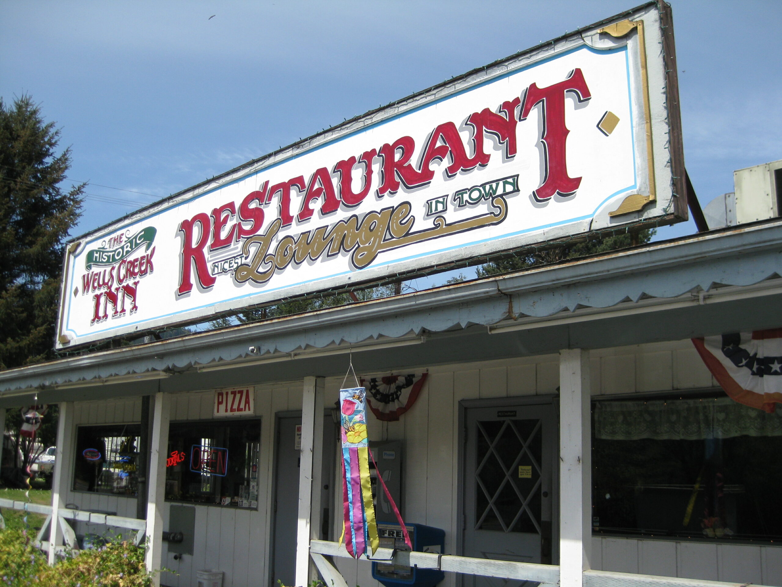 The Historic Wells Creek Inn in Scottsburg, Oregon