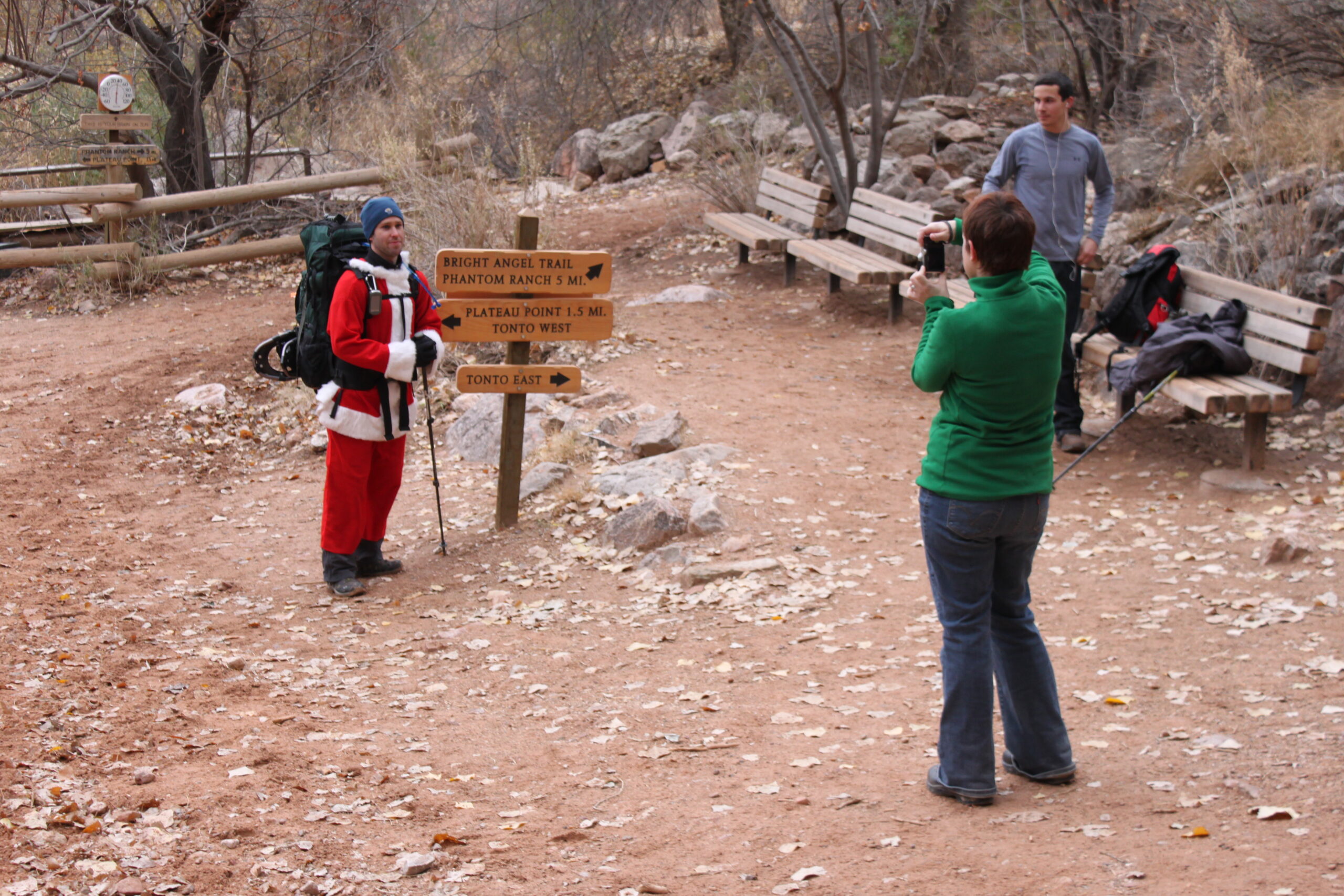 Hikers ask Brian to pose for a photo at Indian Garden.