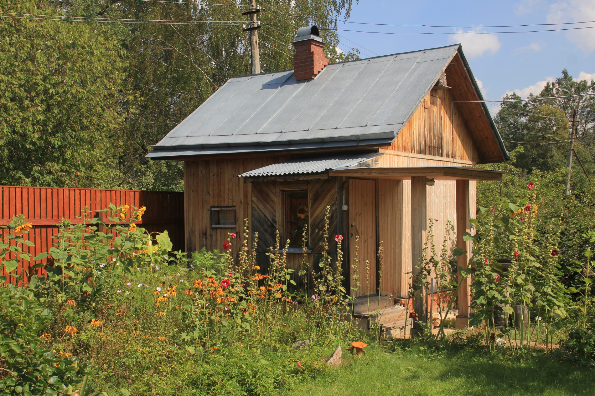 A Russian banya, or bath house, is made of wood and contains a furnace that can heat the interior to over 200 degrees Fahrenheit.