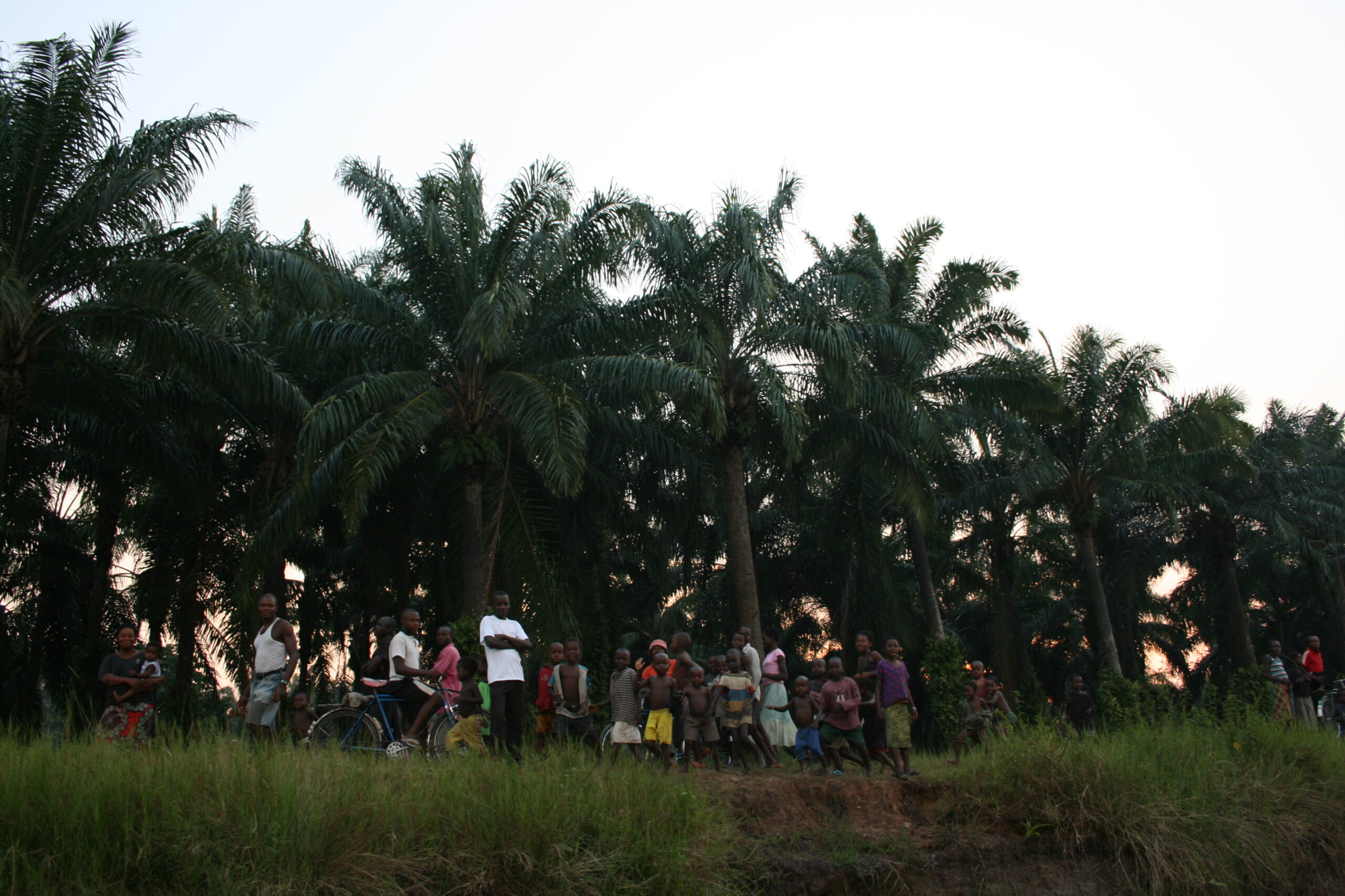 Children in Isangi village