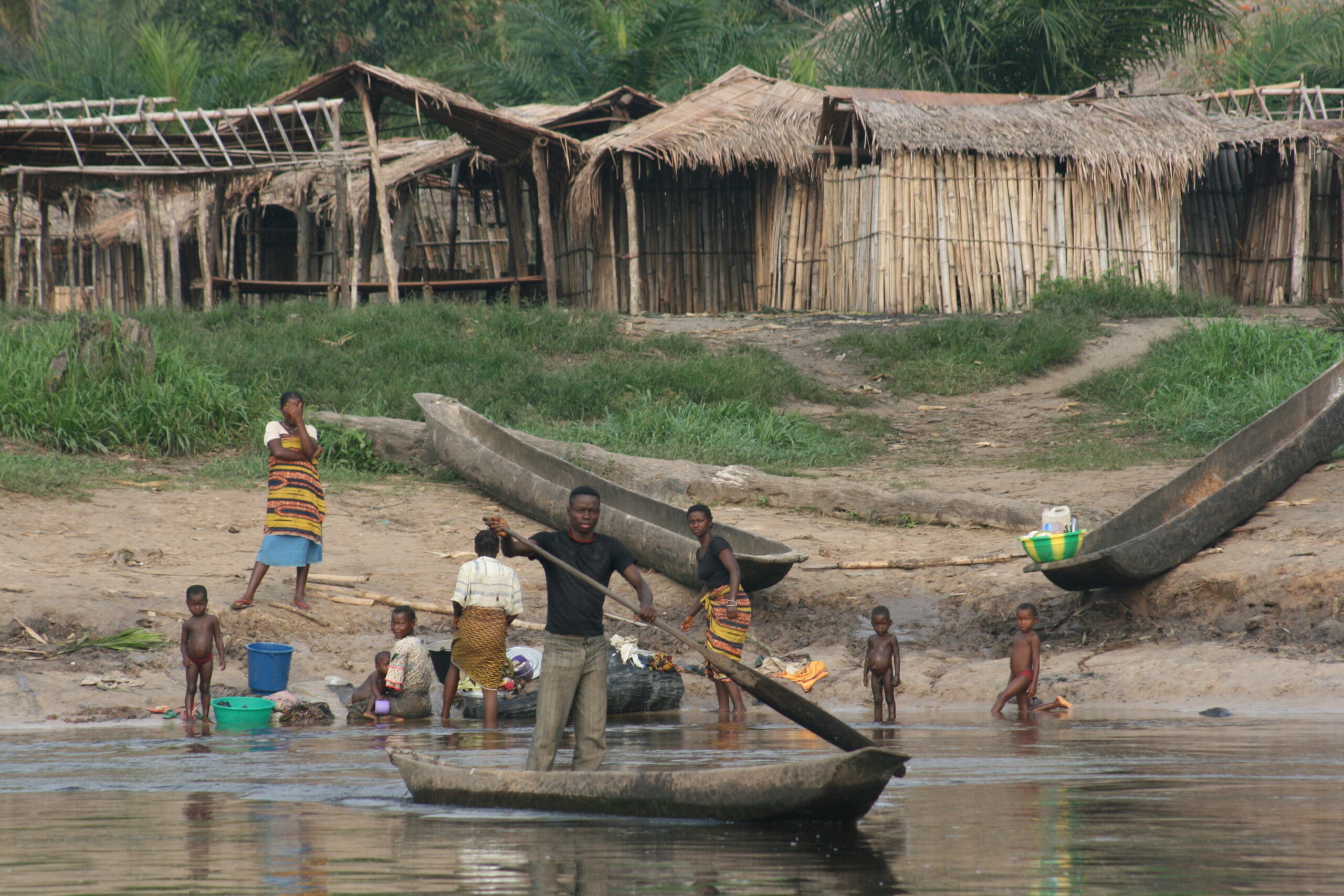 Village view with pirogue