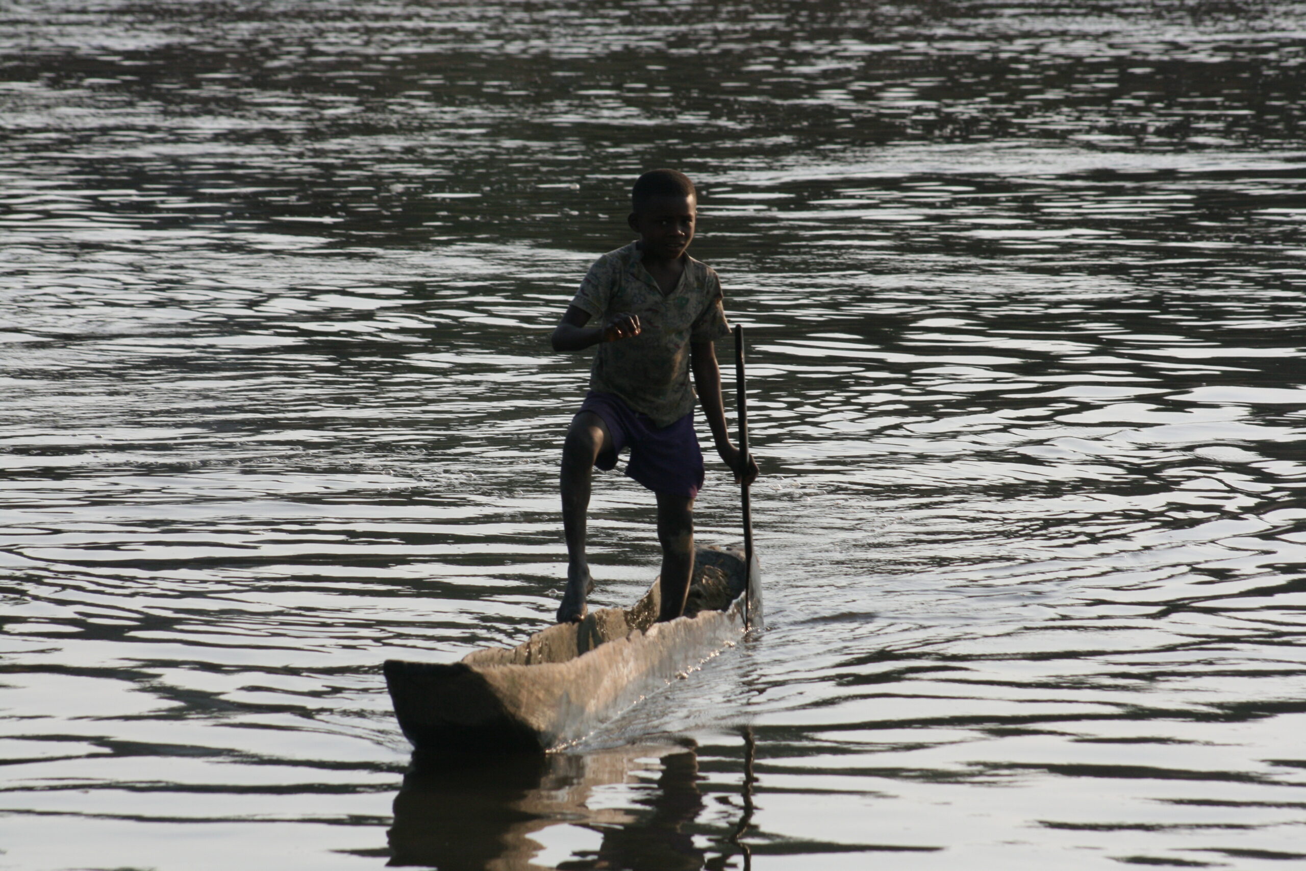 Child in pirogue near Bomongo
