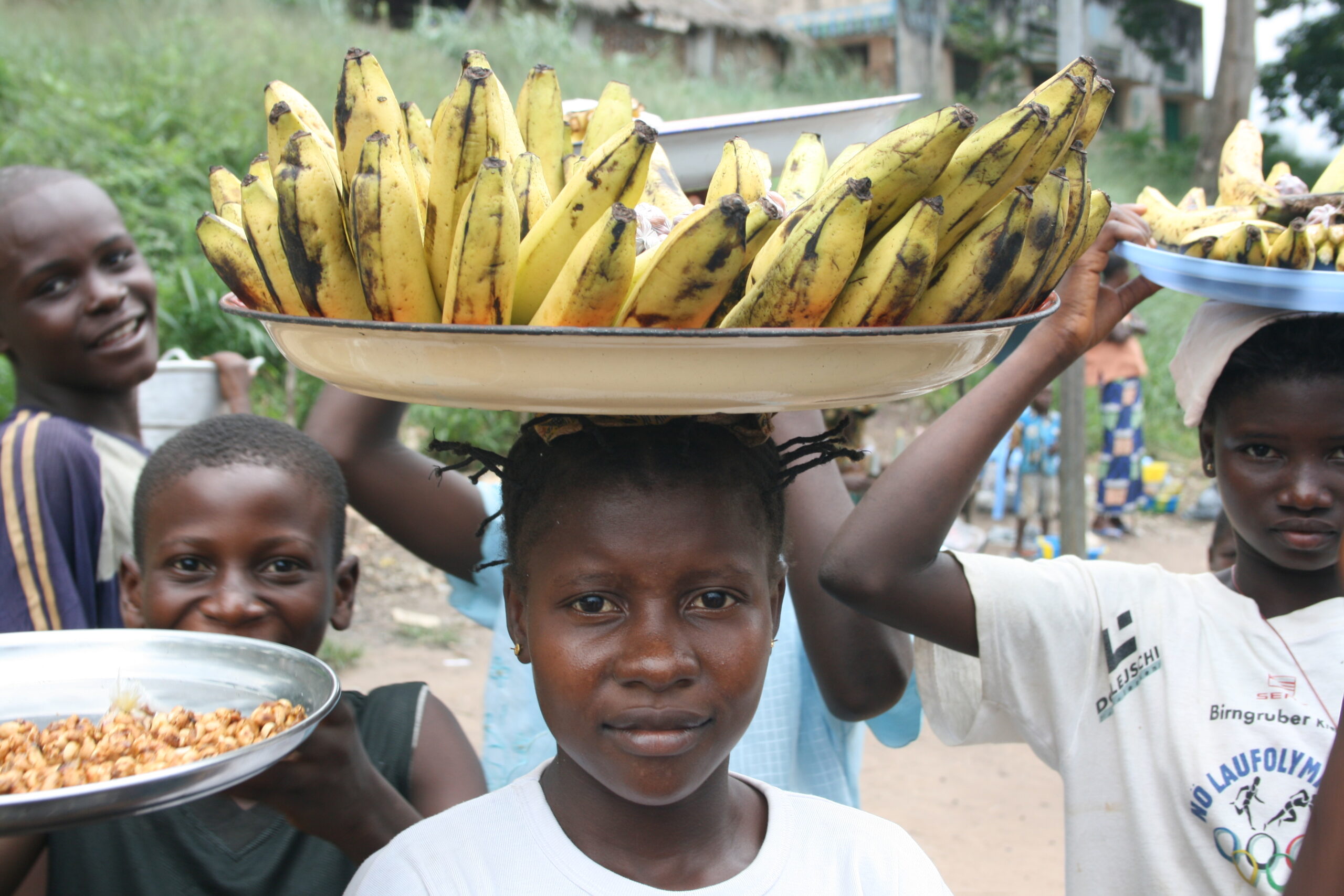Child with bananas in Lisala