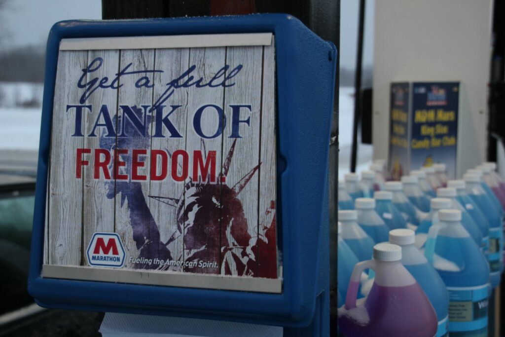 Chicago Marathon Station Get a Full Tank of Freedom sign
