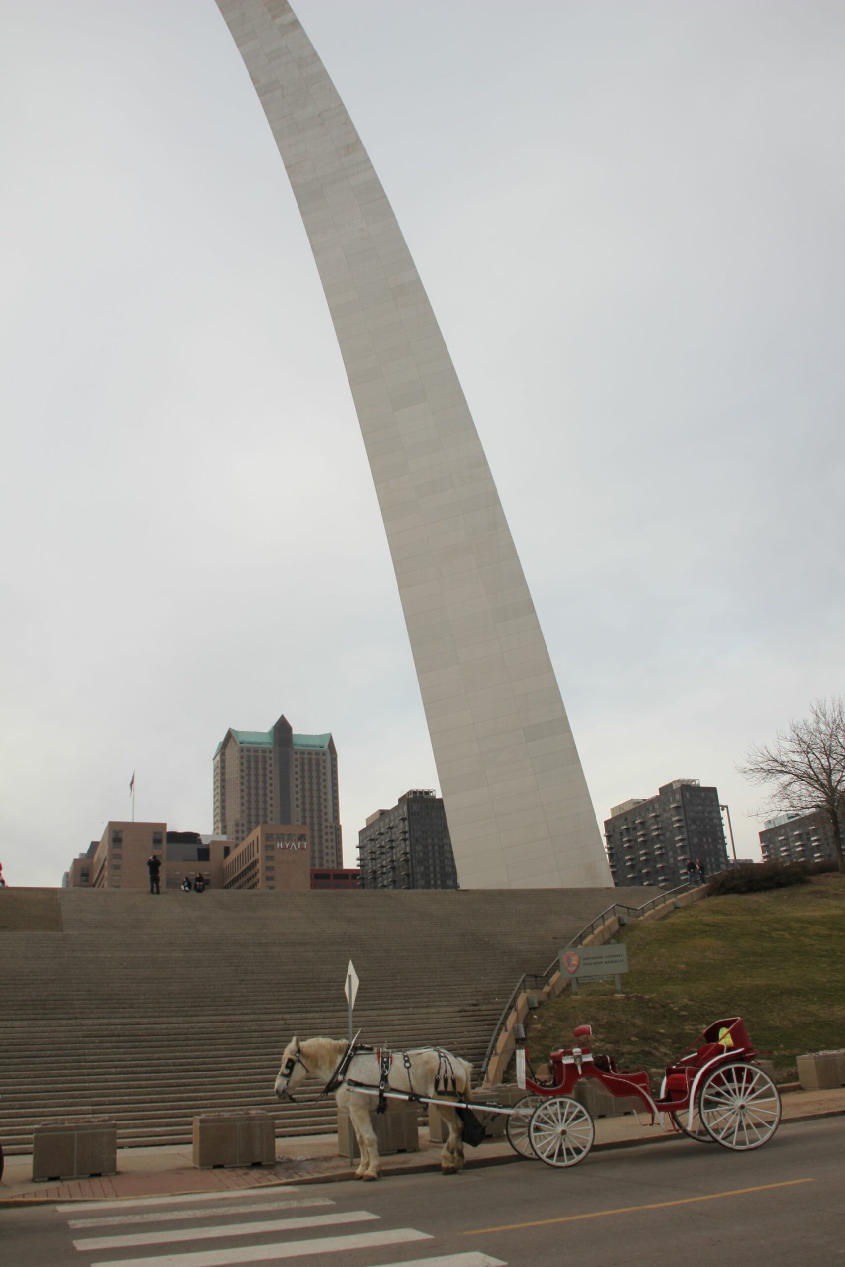 St. Louis Gateway Arch with horse and buggy