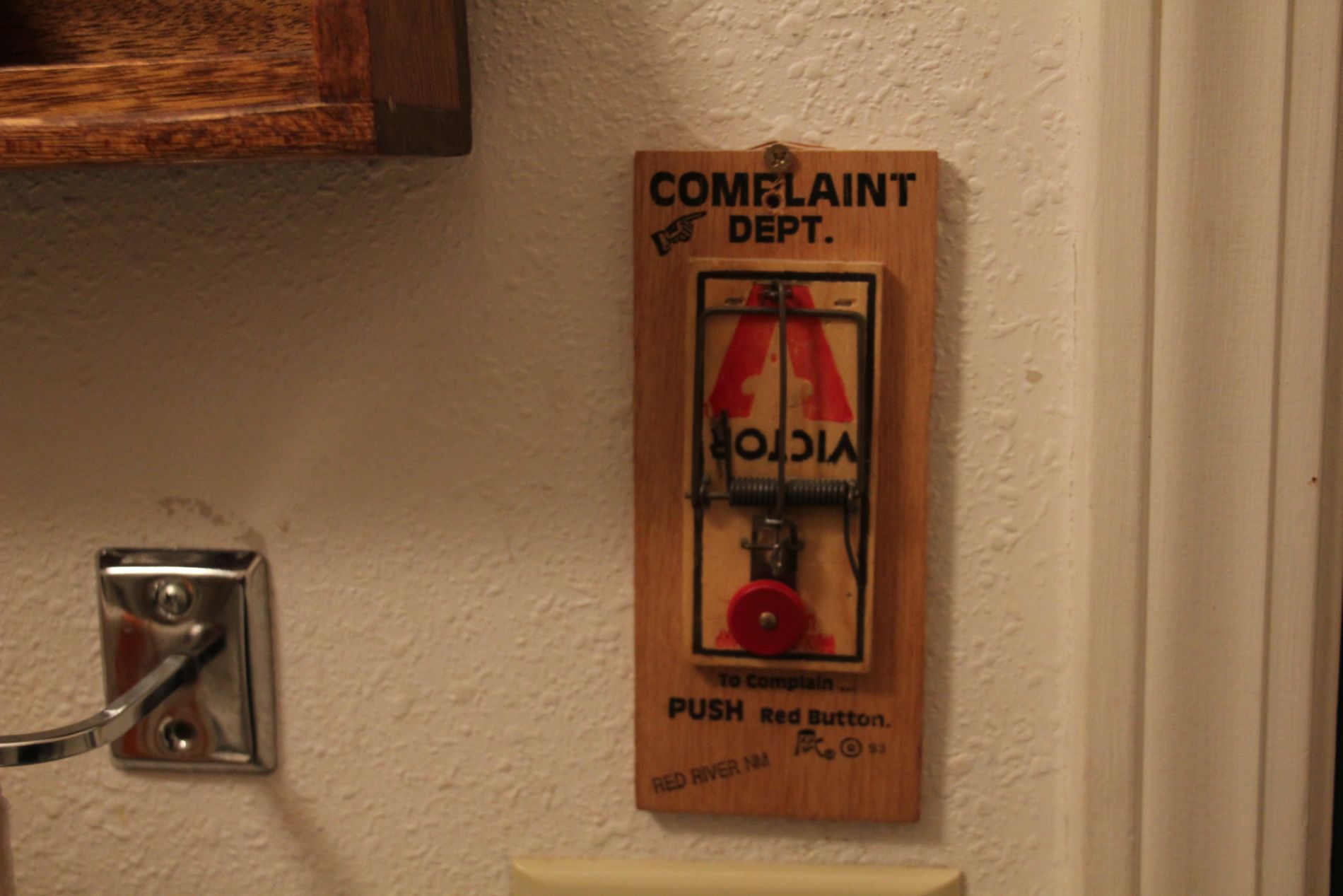 Mouse Trap complaint button in Darby, Montana