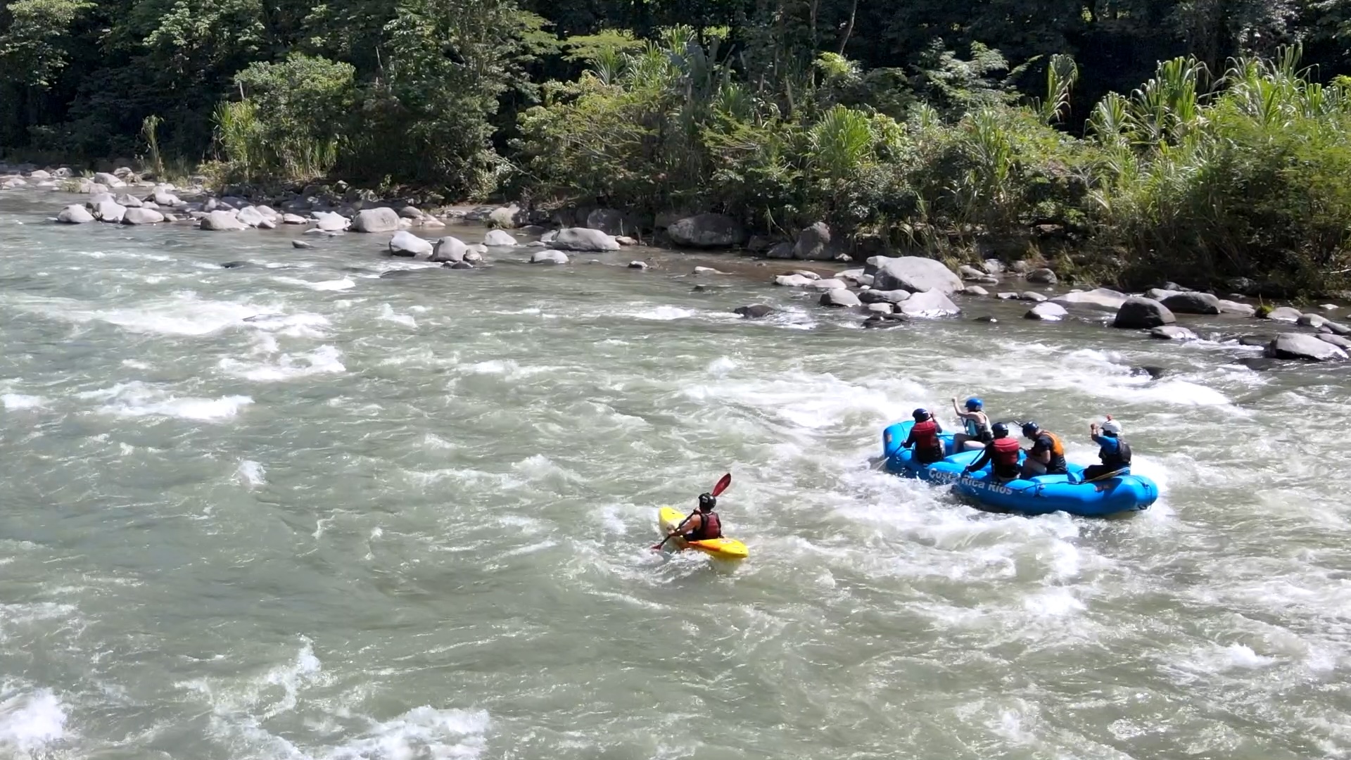 Raft in Pacuare River rapid